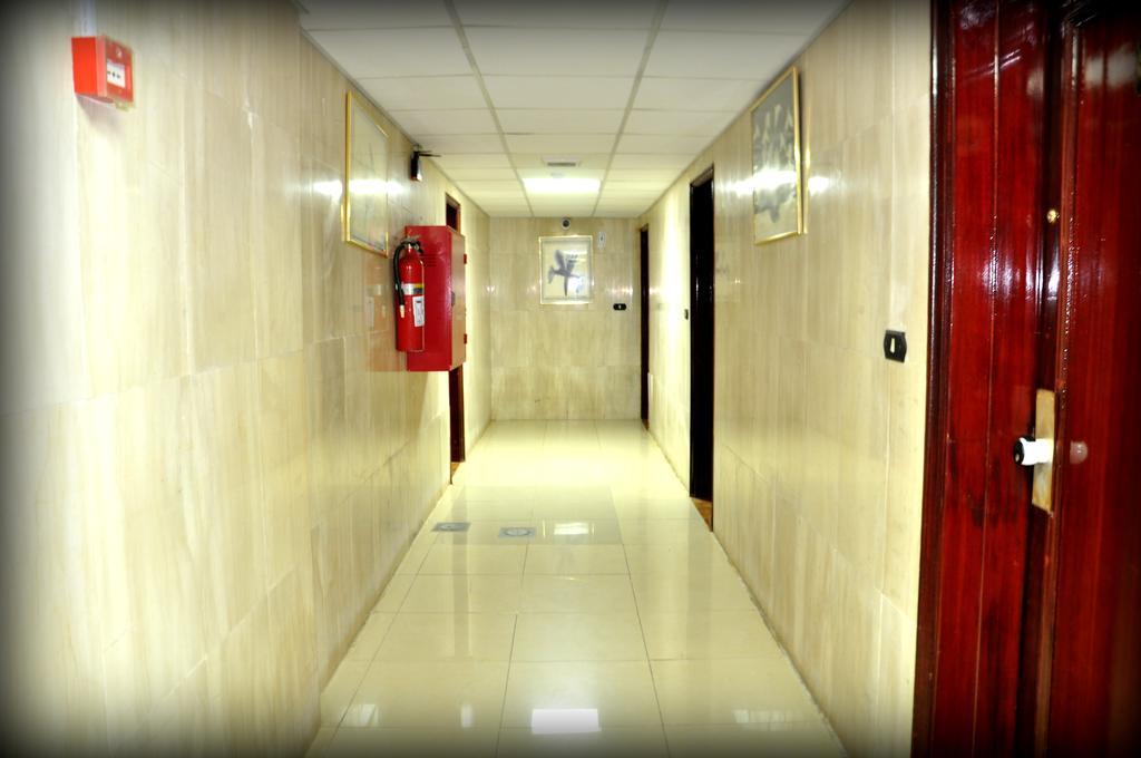 Al Higgi Hotel Yanbu Bagian luar foto