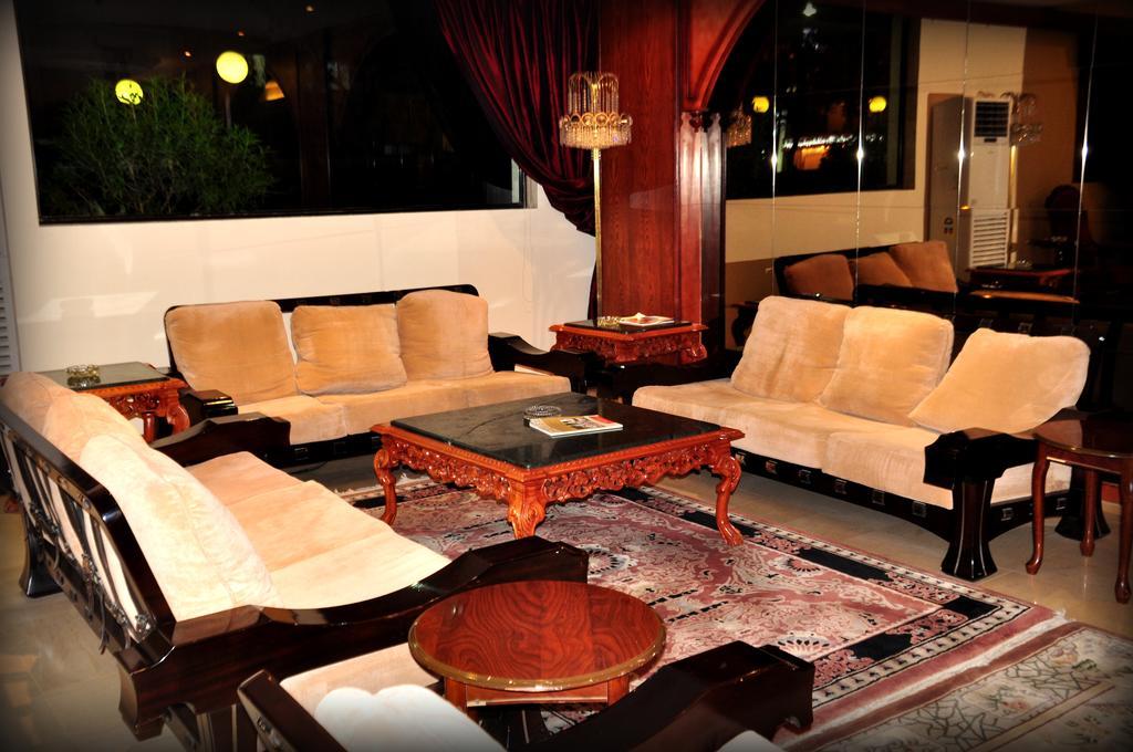 Al Higgi Hotel Yanbu Bagian luar foto